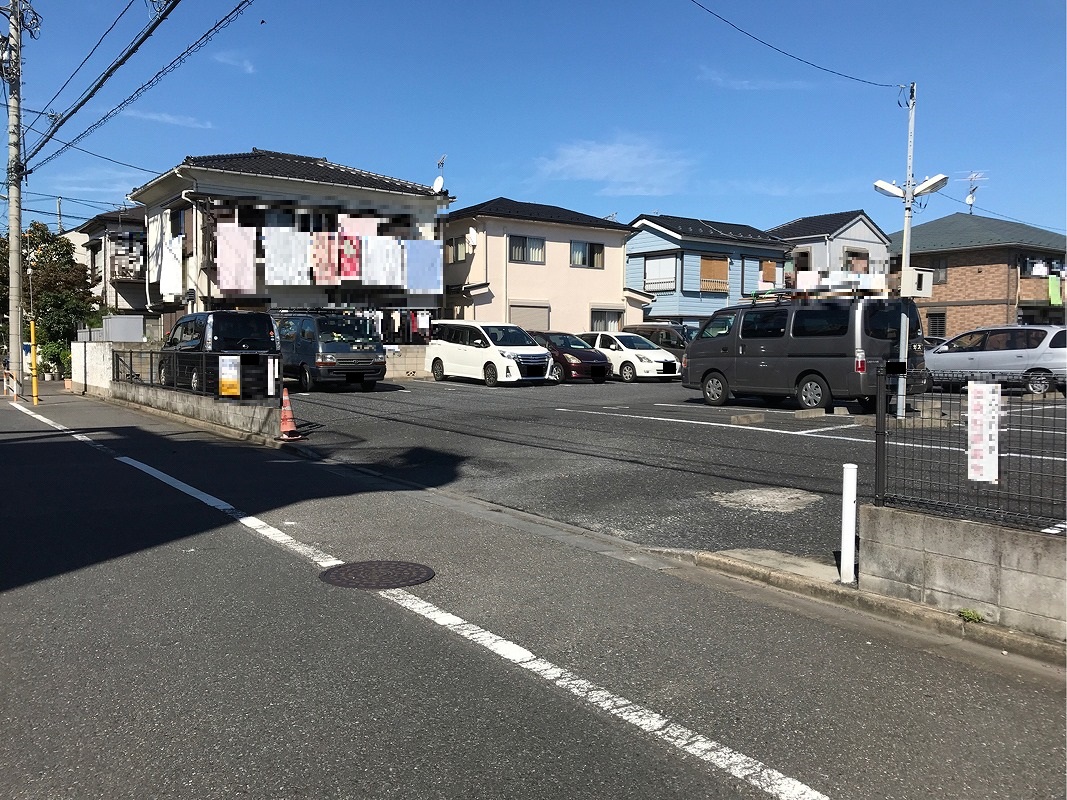 足立区舎人３丁目　月極駐車場